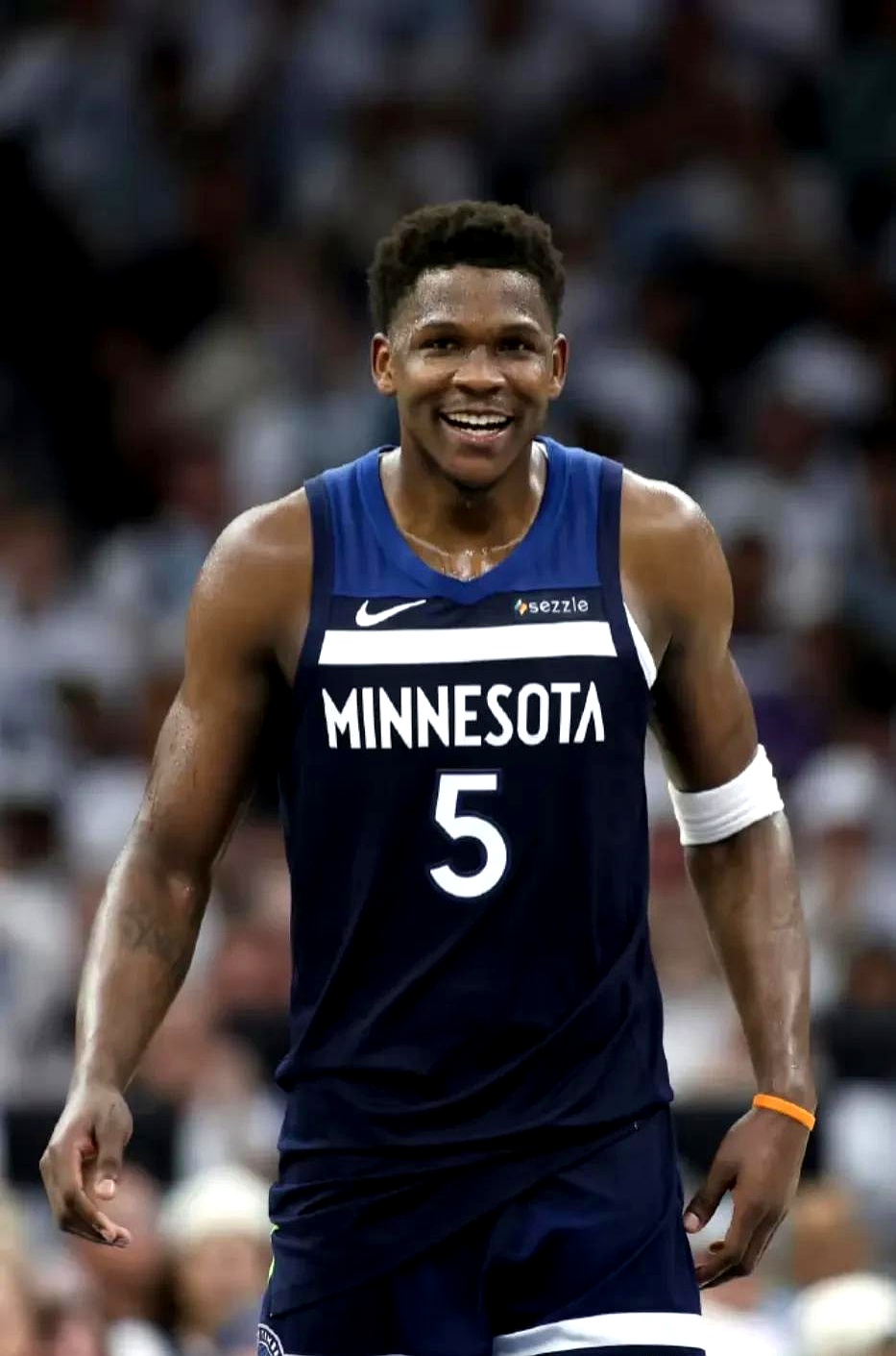 国际比赛日明尼苏达森林狼调整名单以备NBA常规赛，完成体检环节打磨，态度坚定，阵容厚度经受考验的简单介绍-开云体育下载